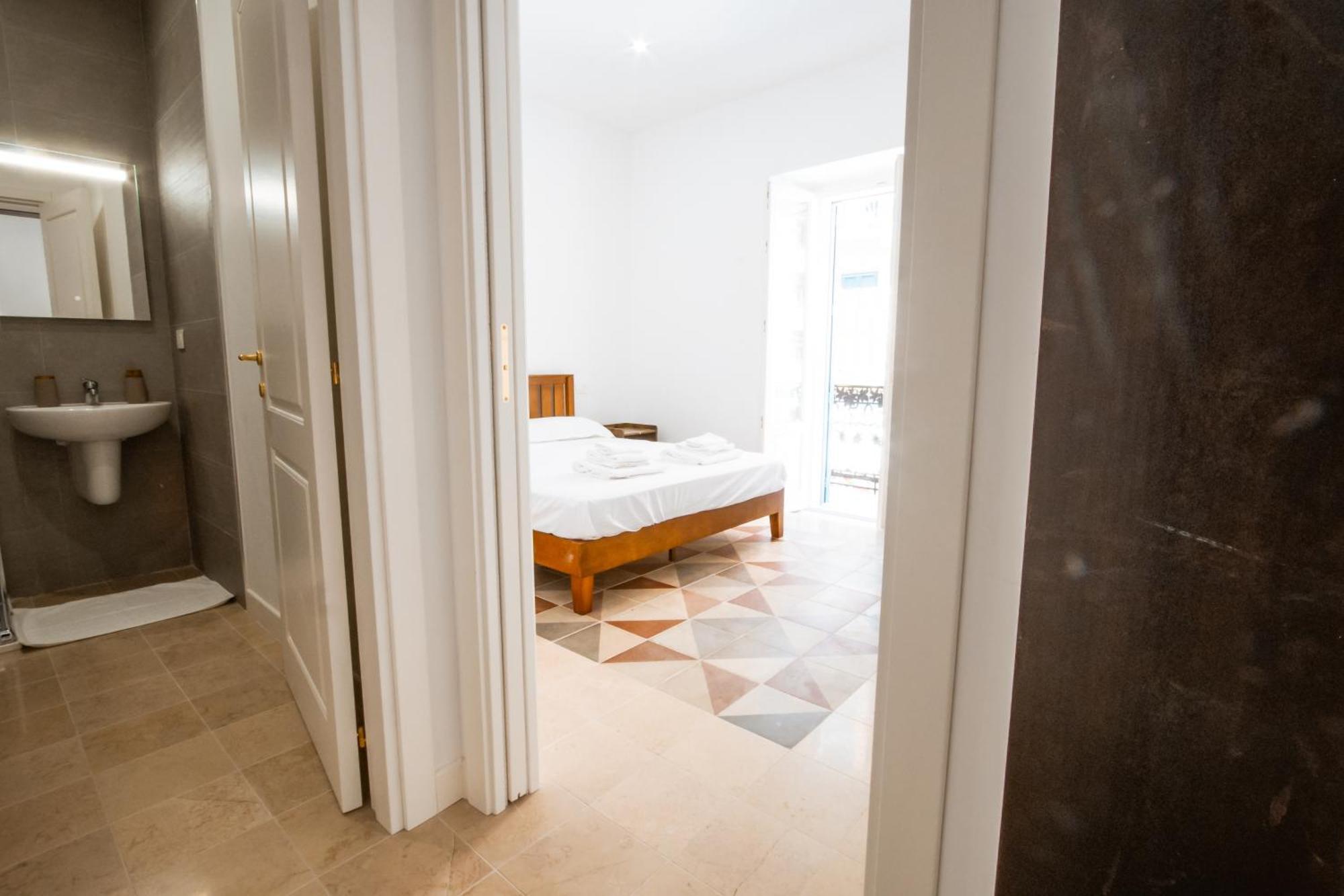 Palazzo Marevento Apartment Bari Luaran gambar