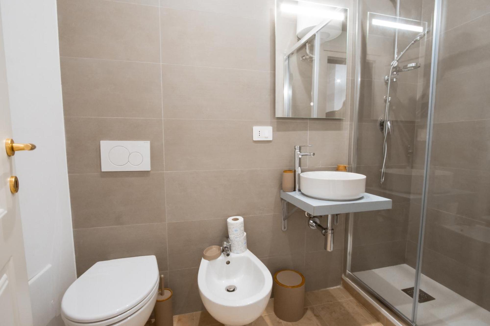 Palazzo Marevento Apartment Bari Luaran gambar