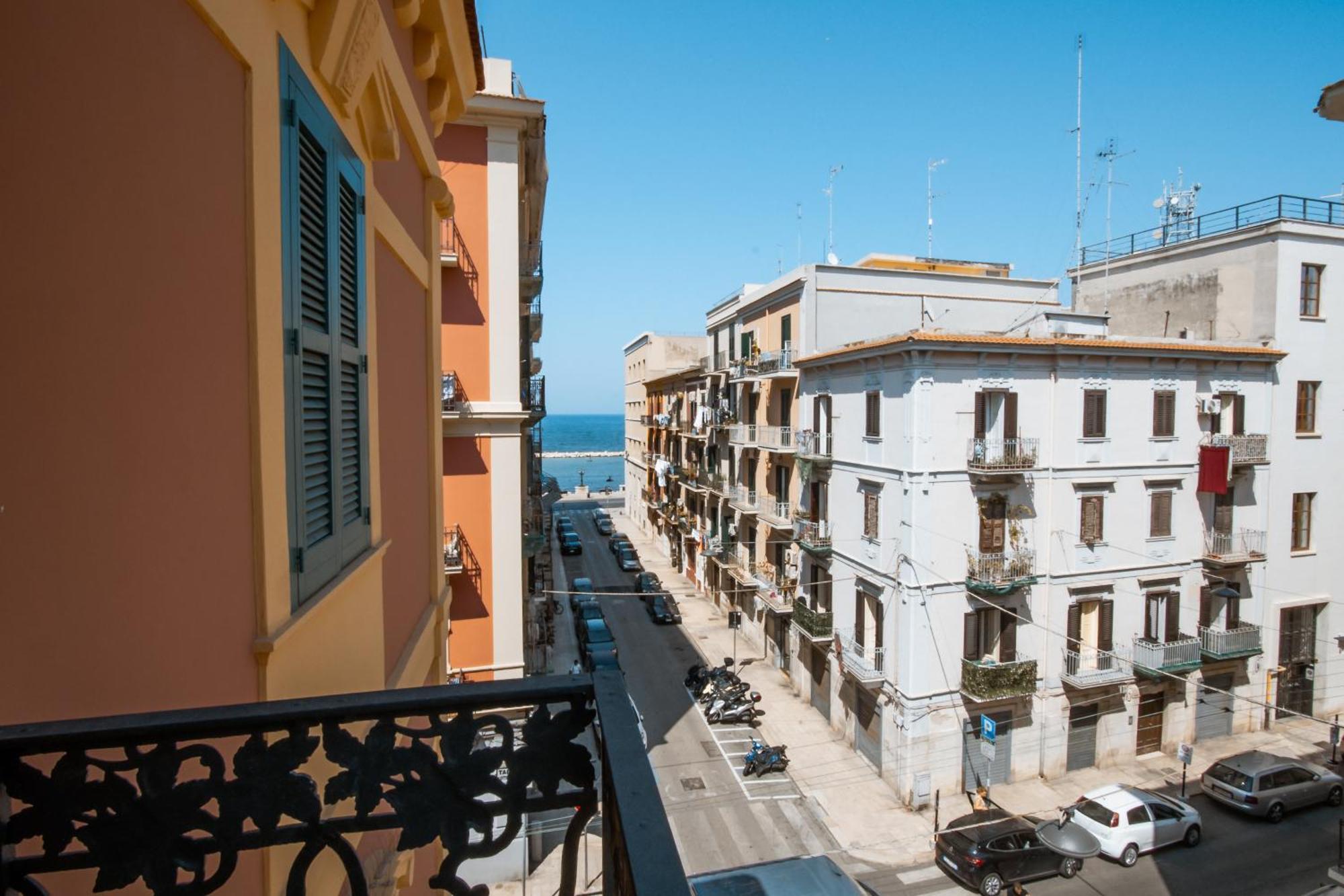 Palazzo Marevento Apartment Bari Luaran gambar